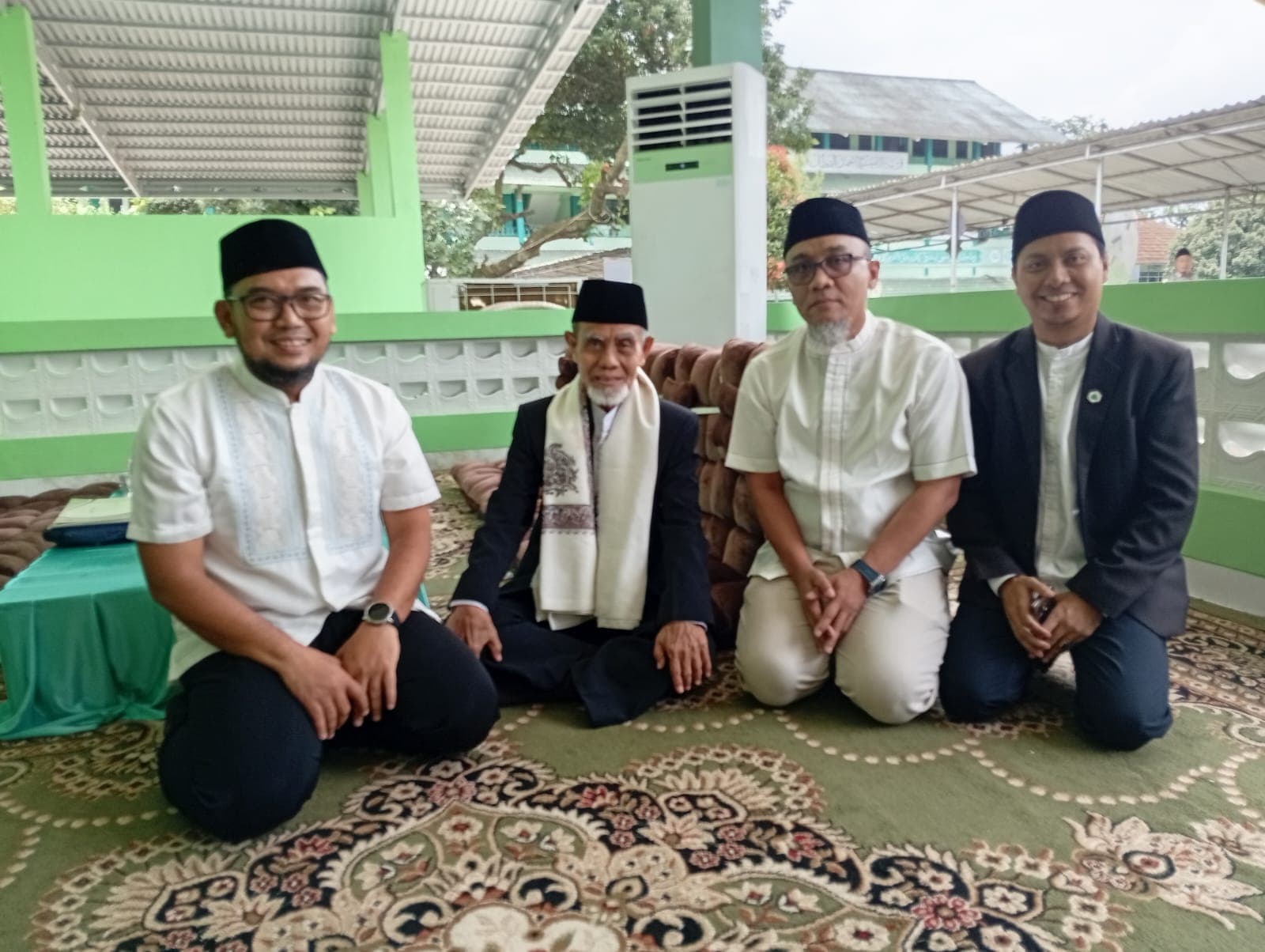 Menjelang Tabligh Akbar, Ketua IKPM Depok Sowan ke KH. Hasan di Pesantren Rafah Bogor